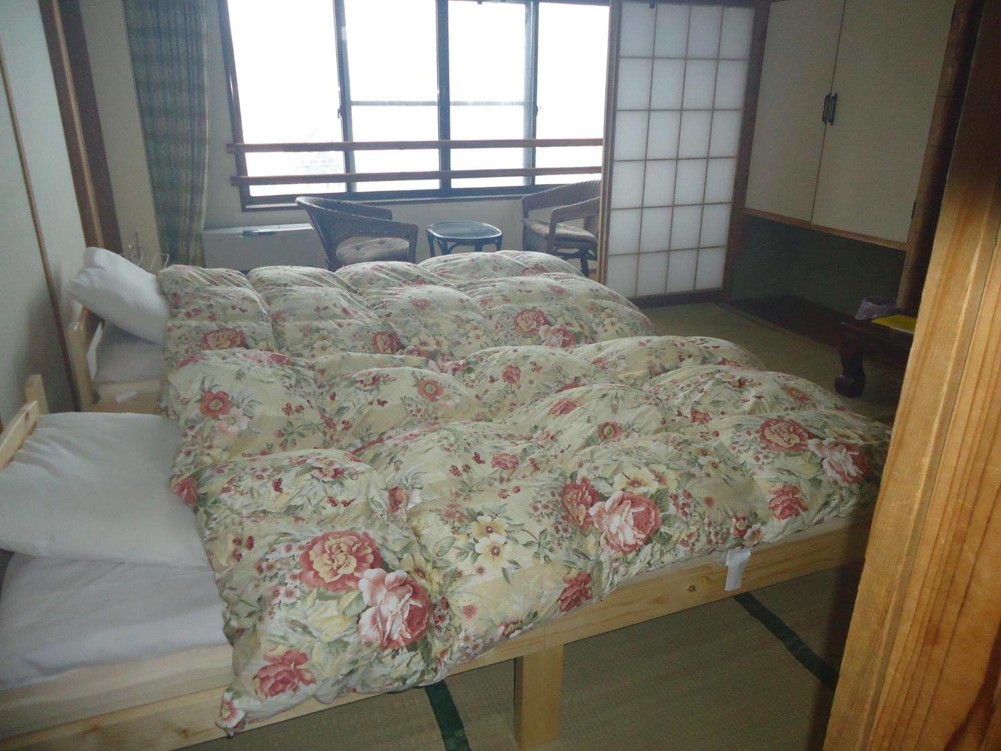Hotel Cafe Cerisier栖里時絵 Myoko Exterior foto