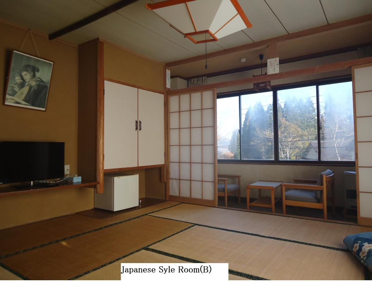 Hotel Cafe Cerisier栖里時絵 Myoko Exterior foto