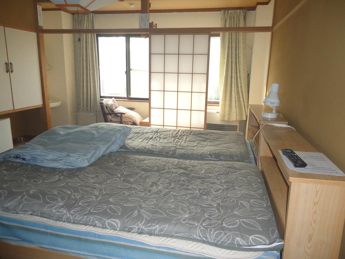 Hotel Cafe Cerisier栖里時絵 Myoko Exterior foto